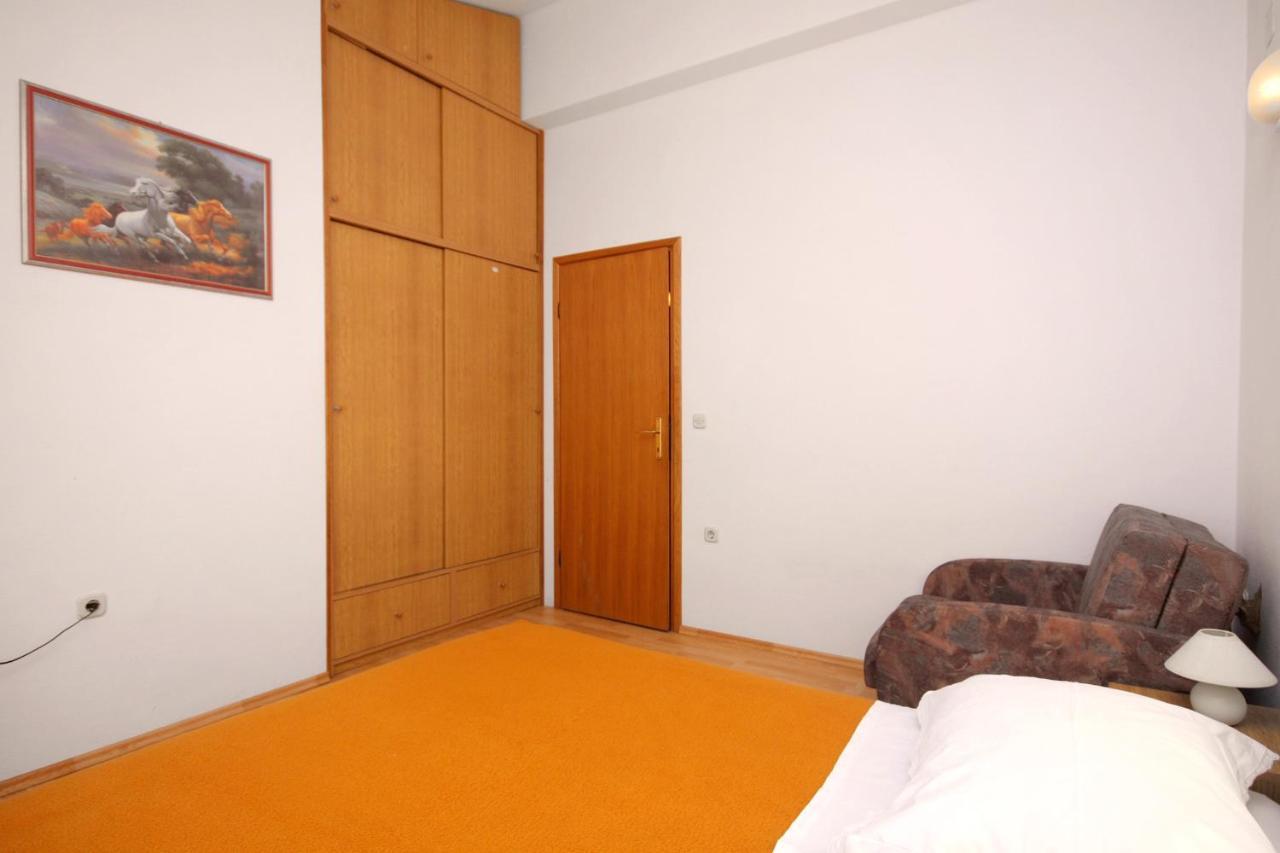 Apartment Pisak 5975D Exteriör bild