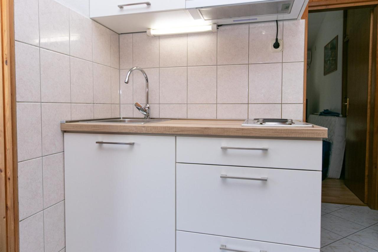 Apartment Pisak 5975D Exteriör bild